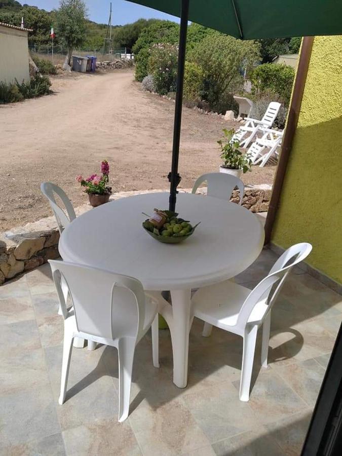 B&B Li Salcuneddi Aglientu Exteriör bild