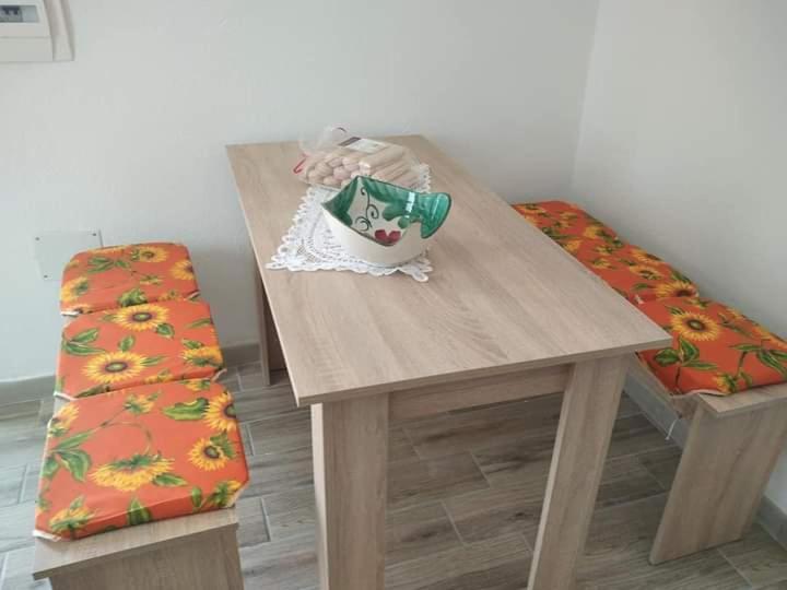B&B Li Salcuneddi Aglientu Exteriör bild