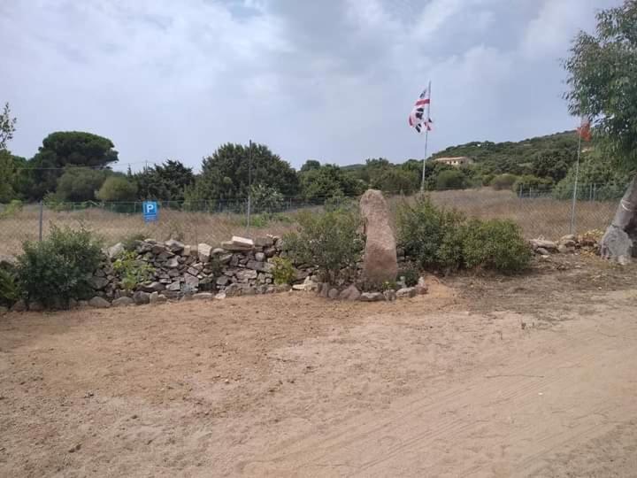 B&B Li Salcuneddi Aglientu Exteriör bild