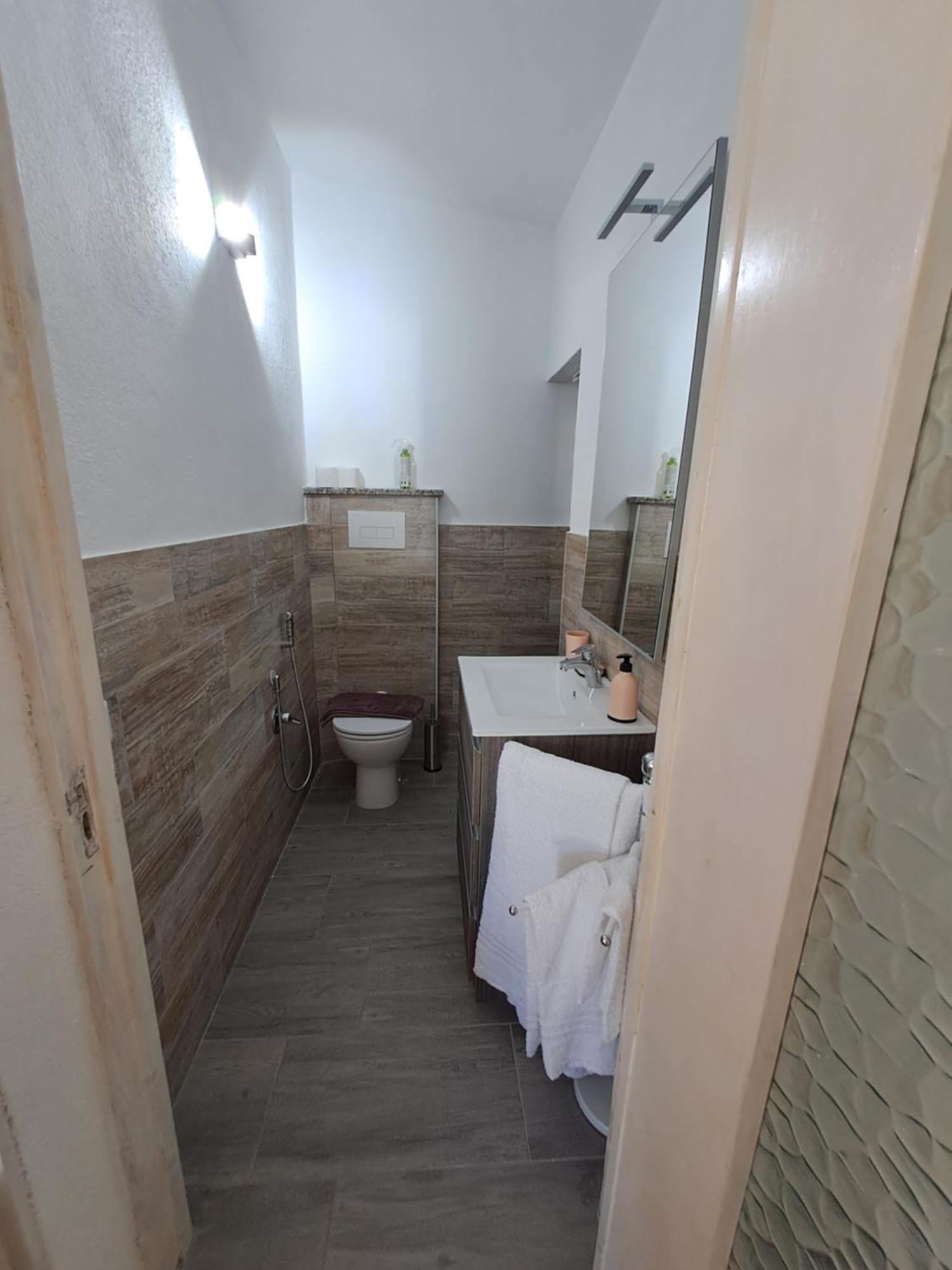 B&B Li Salcuneddi Aglientu Exteriör bild