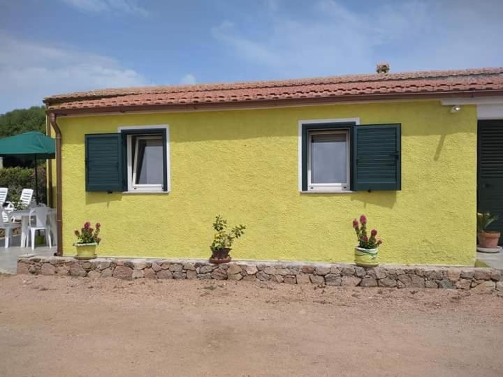 B&B Li Salcuneddi Aglientu Exteriör bild
